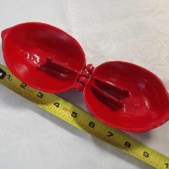 Vintage Distressed Red Cast Iron Nut Cracker - Picture 8 of 10